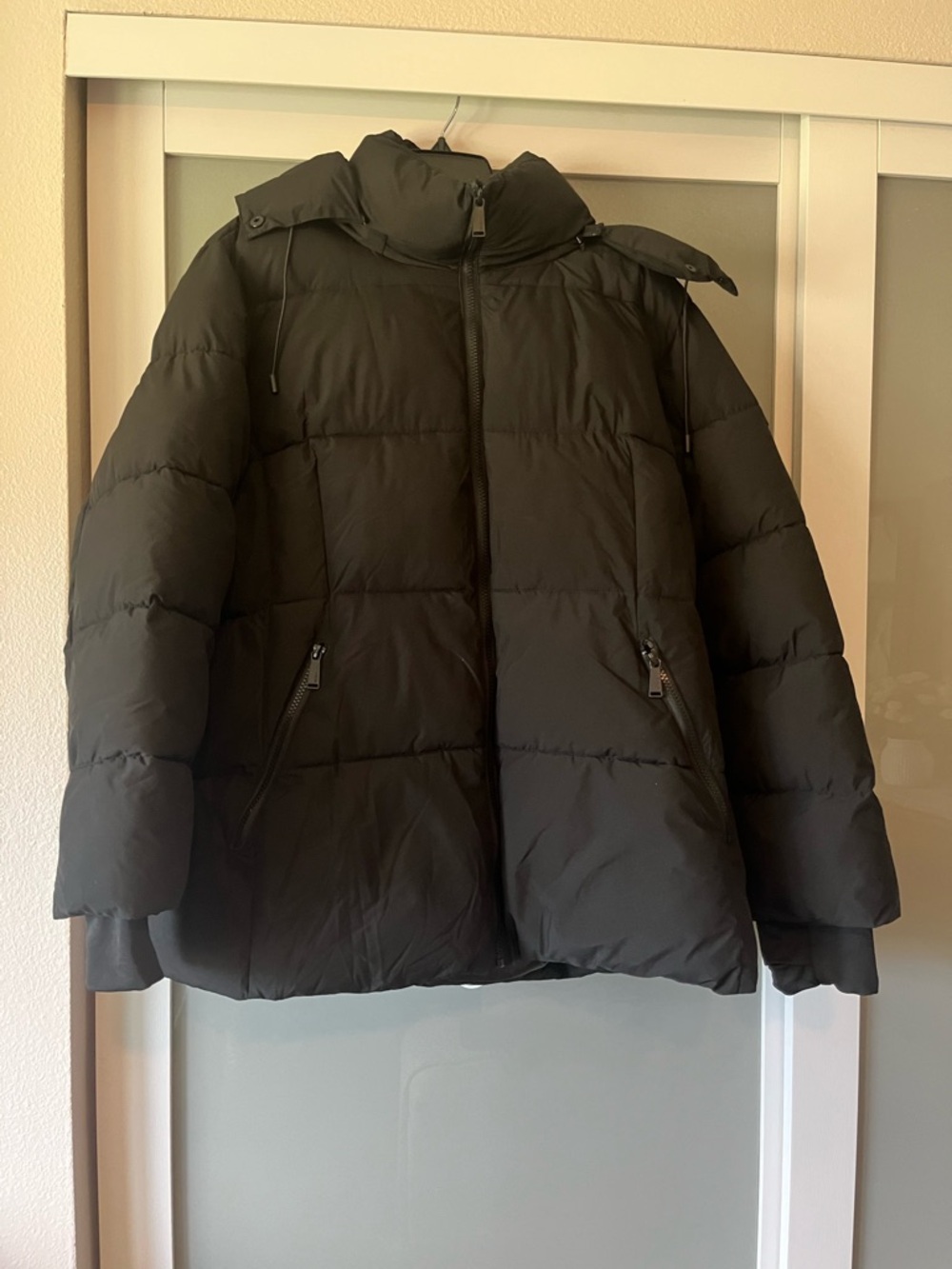 Women's BCBG SX 2x Black Puffer Jacket - Lightweight Warmth 128